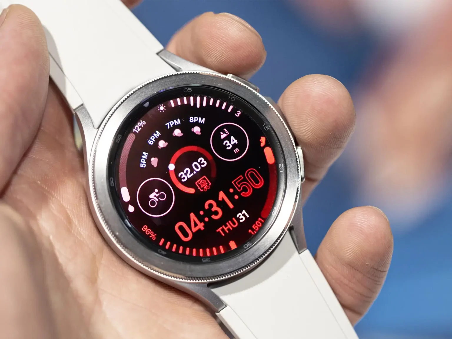 Galaxy Watch 4 recebe última grande atualização One UI 8 Watch; suporte chega ao fim
