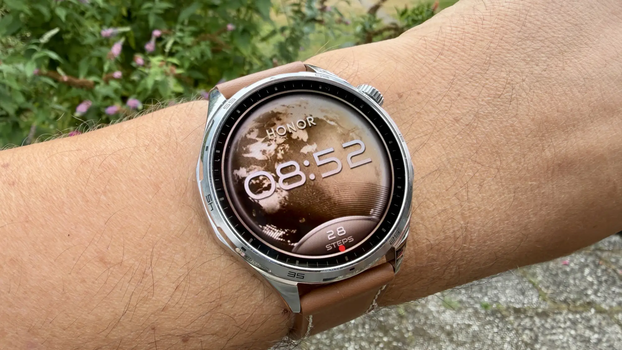 Honor Watch 6 chega com promessa de bateria de 35 dias e foco em esportes